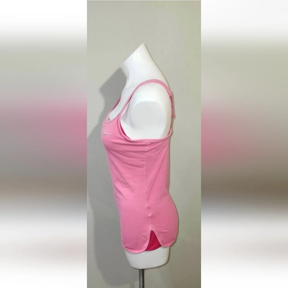 NIKE Dri-Fit Tank Top With Built In Sports Bra Size Large